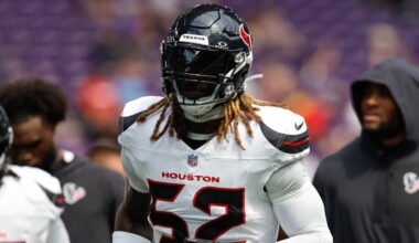 Patriots reportedly sign former Texans defensive end to practice squad