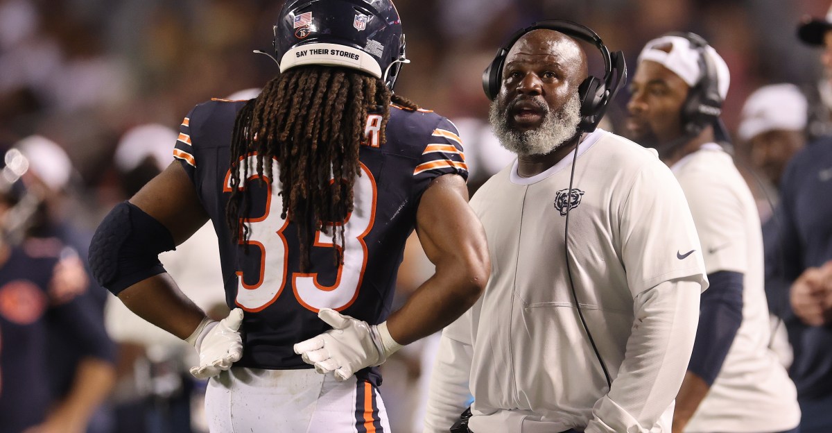 NFC North news: Bears lose key coach, Vikings retain Eric Bieniemy