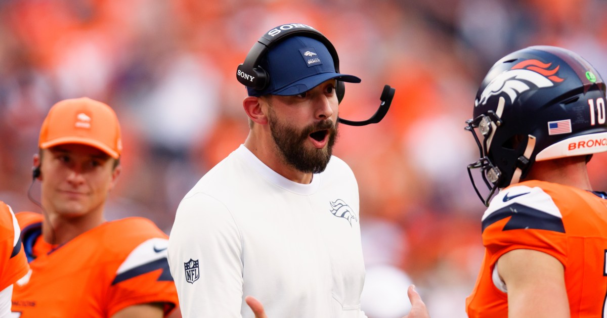 Ravens complete HC interview with Broncos QBs coach Davis Webb