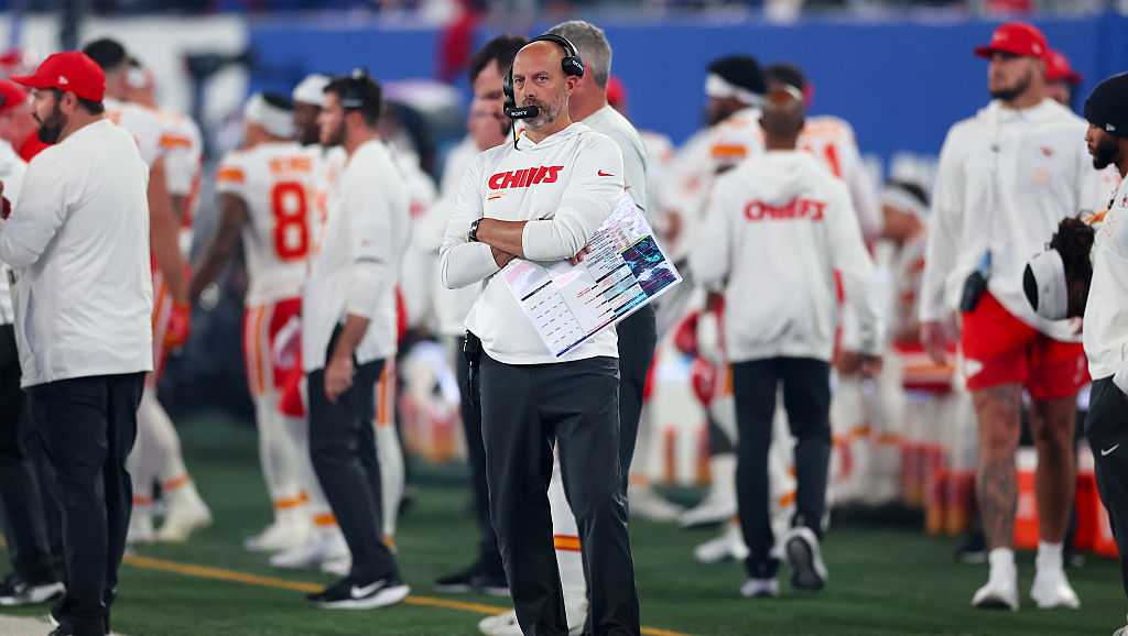 Chiefs consider Bieniemy for OC spot as Nagy interviews