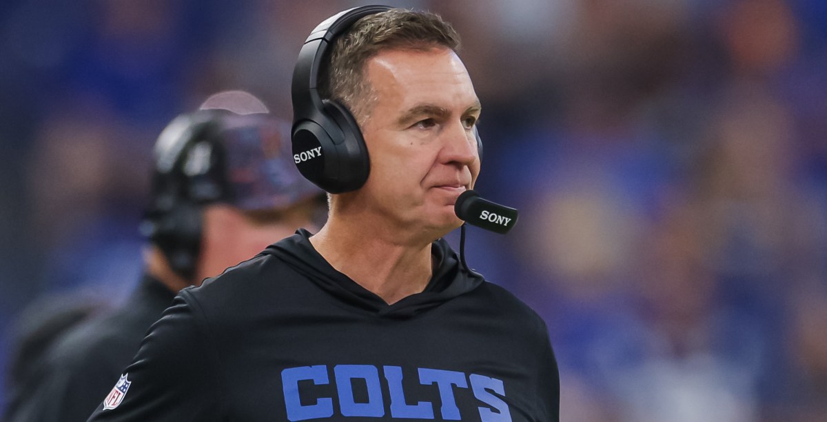 Colts’ DC Lou Anarumo emerges as candidate in Bills head coaching search