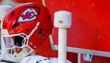 Chiefs moving on from two more offensive assistant coaches