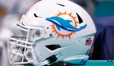 Miami Dolphins hire Green Bay Packers defensive backs coach for same role