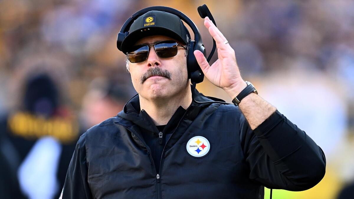 Ohio State expected to hire Arthur Smith, longtime NFL coach, as offensive coordinator