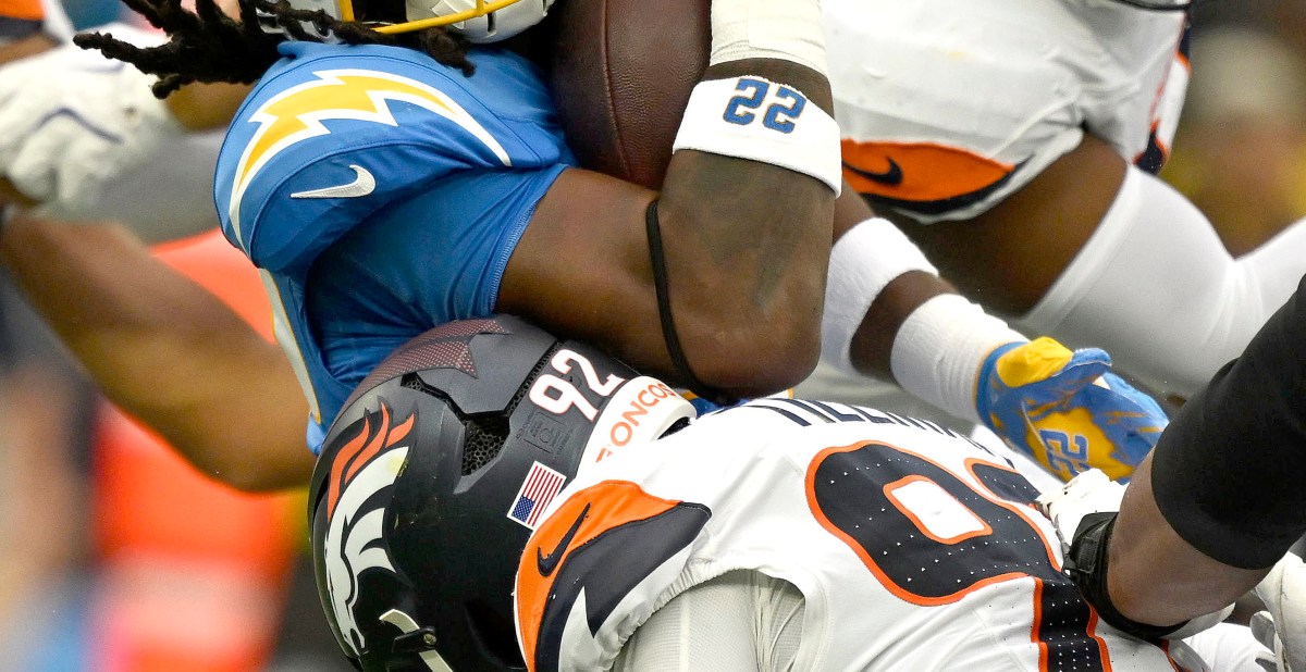 Week 18 Denver Broncos vs Los Angeles Chargers: Three Keys to victory