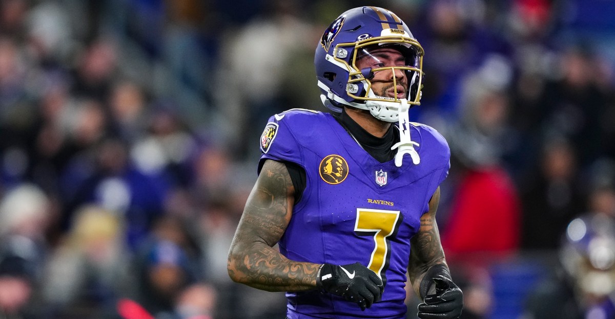 Ravens downgrade WR Rashod Bateman, DT Taven Bryan