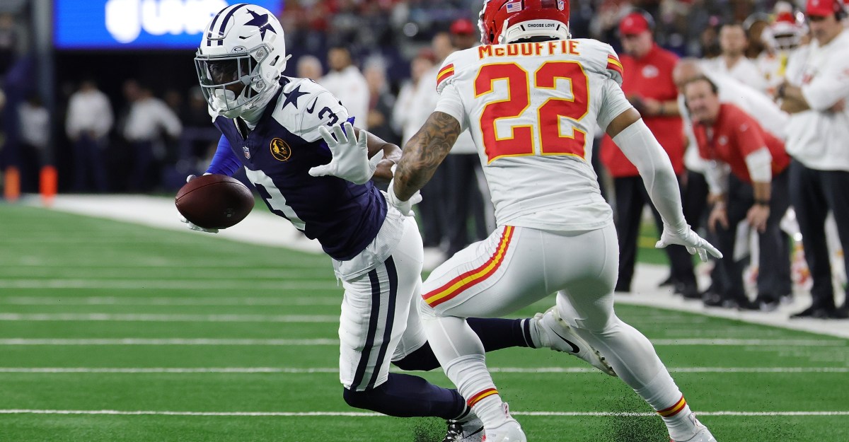 Dallas Cowboys 4-round mock draft includes major trades