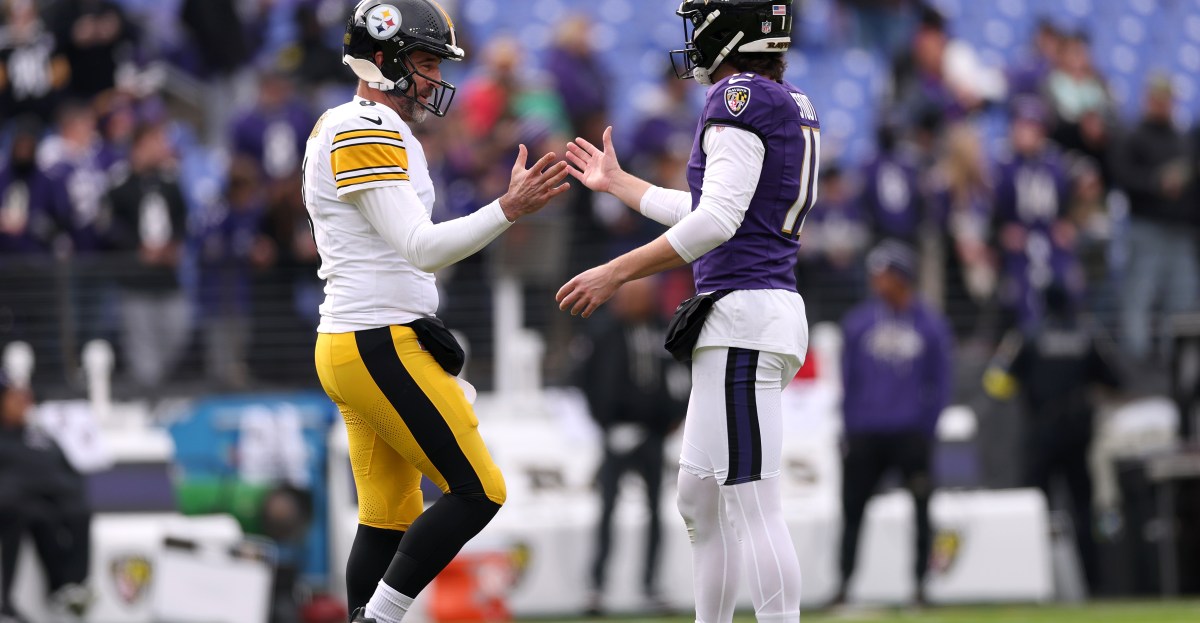 Pittsburgh Steelers vs. Baltimore Ravens: Week 18 staff picks