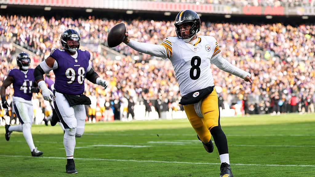 AFC North showdown to kickoff Sunday night