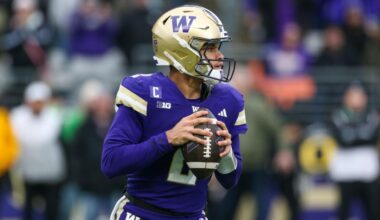 Washington QB Demond Williams Jr. to enter portal despite signing new deal with Huskies