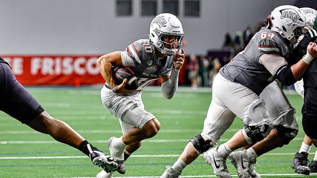 Nebraska football reportedly lands quarterback transfer from UNLV