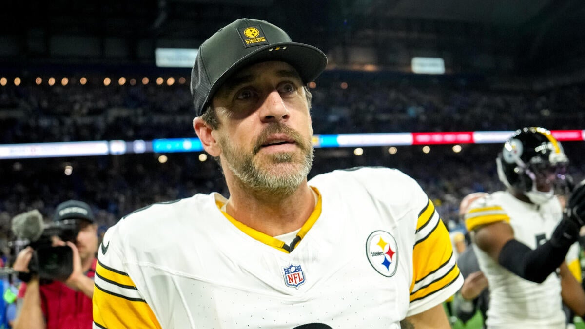 Aaron Rodgers believes he'll have 'options' if he wants to play in 2026 season