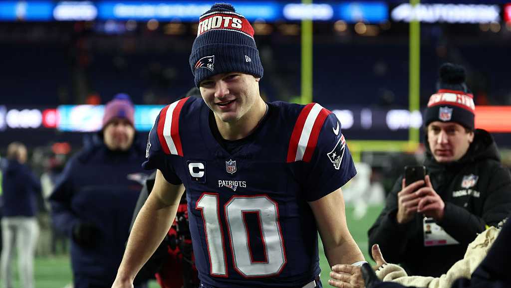 Patriots return to playoffs, to face Chargers in wild-card round