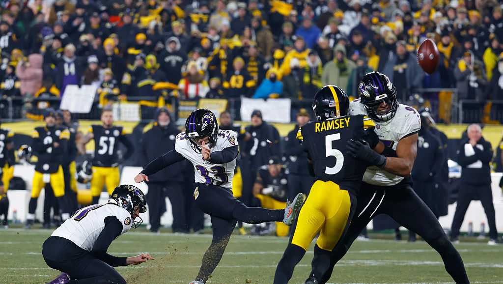 Ravens fall in final moments to Steelers on missed field goal