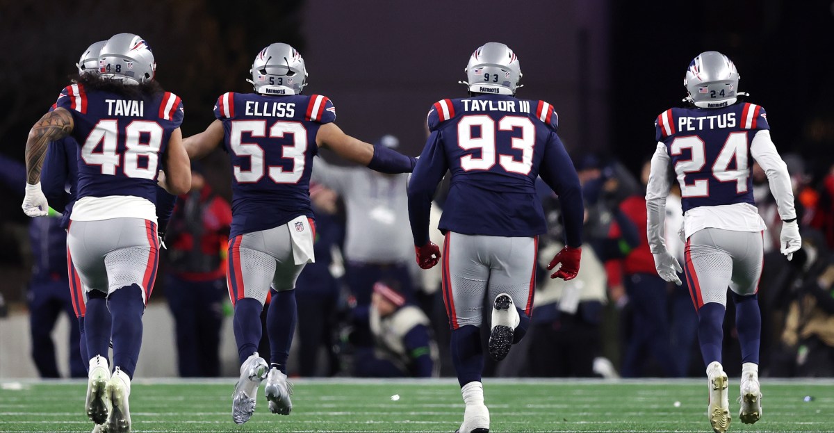 Patriots vs. Chargers: Final score, stats, game recap from wild card game