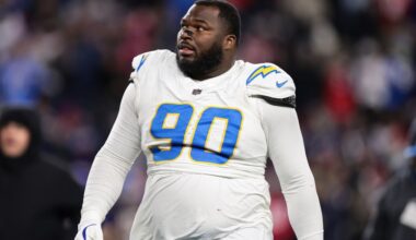 Chargers defensive lineman earns praise from analyst