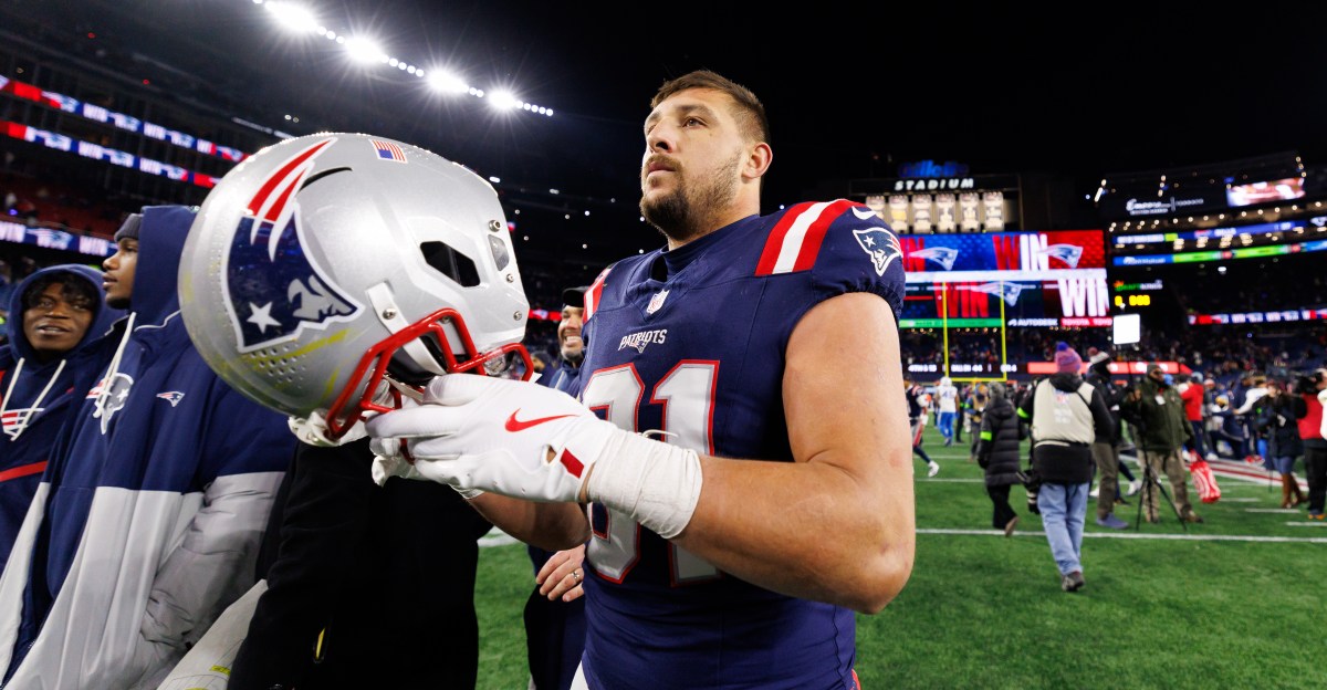 Which former Cleveland Browns are represented in the NFL postseason this year?