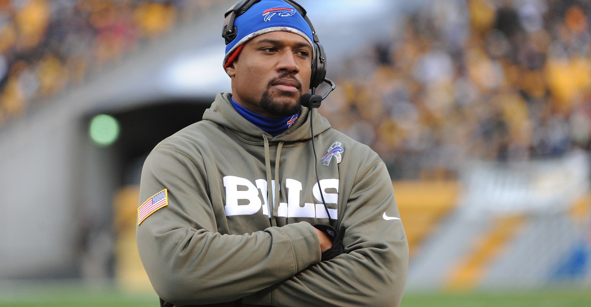 Buffalo Bills request Anthony Weaver for head coaching interview