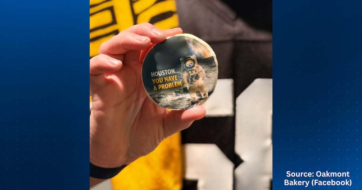 Oakmont Bakery sweets promote Steelers-Texans matchup in NFL wild card round – WPXI