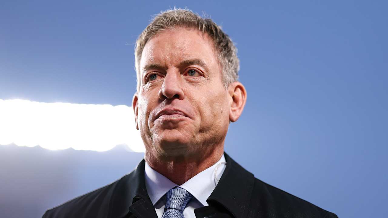 Troy Aikman consulting on Dolphins' general manager search