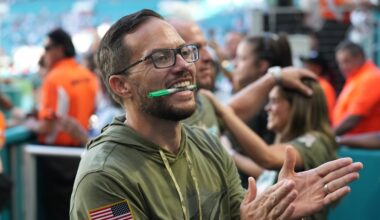 Browns head coach search: Mike McDaniel’s interview schedule