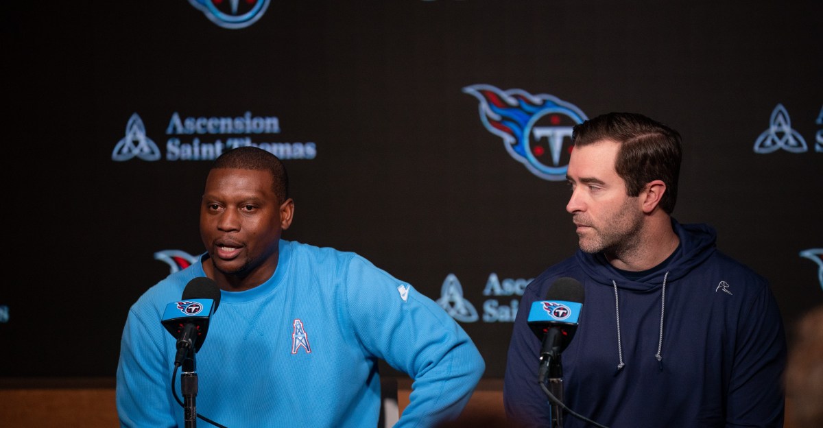 Dennard Wilson interviews for Los Angeles Chargers defensive coordinator