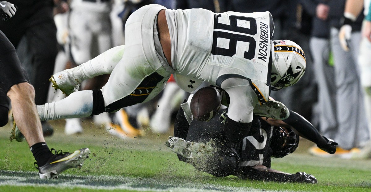 Bengals meet with Landon Robinson