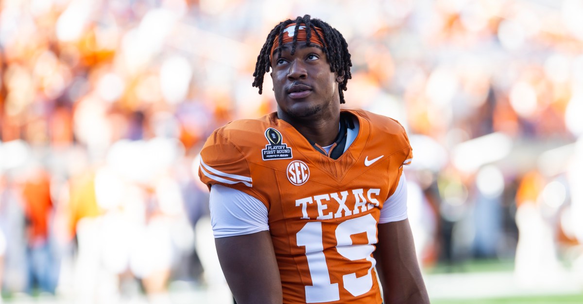 EDGE Zina Umeozulu returning to Texas