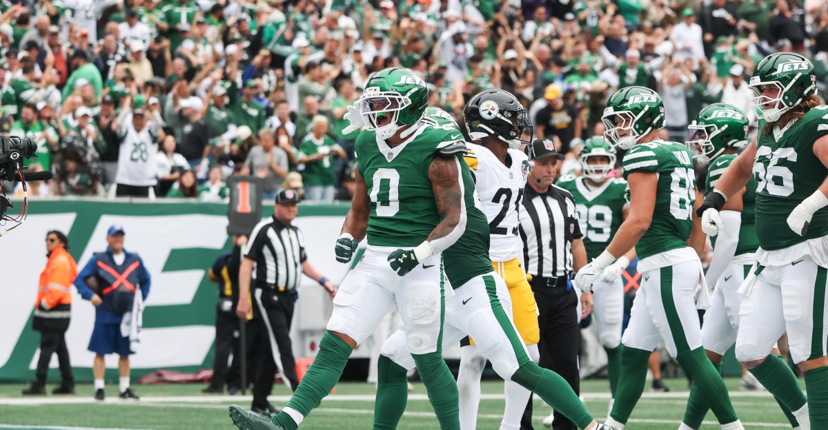 New York Jets News: Dante Moore Draft Decision Leaves Jets in QB Bind