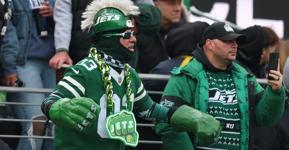 New York Jets News: Jets Reunion? Insider Links Geno Smith To New York