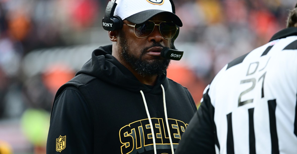 Mike Tomlin steps down as coach of the Pittsburgh Steelers