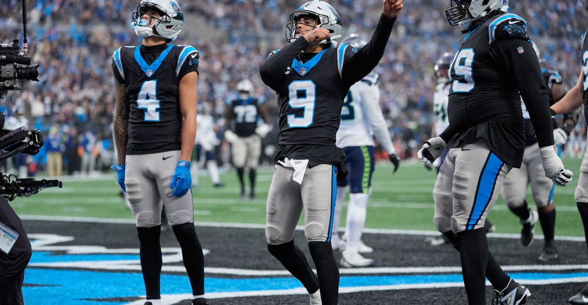 2026 NFL Playoffs - Wild Card: Los Angeles Rams at Carolina Panthers