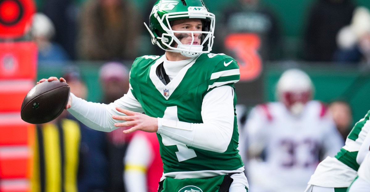 Brady Cook to start final game of 2025 season for Jets