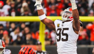 Daily Dawg Chow 1/5; Browns win, Myles breaks all time sack record