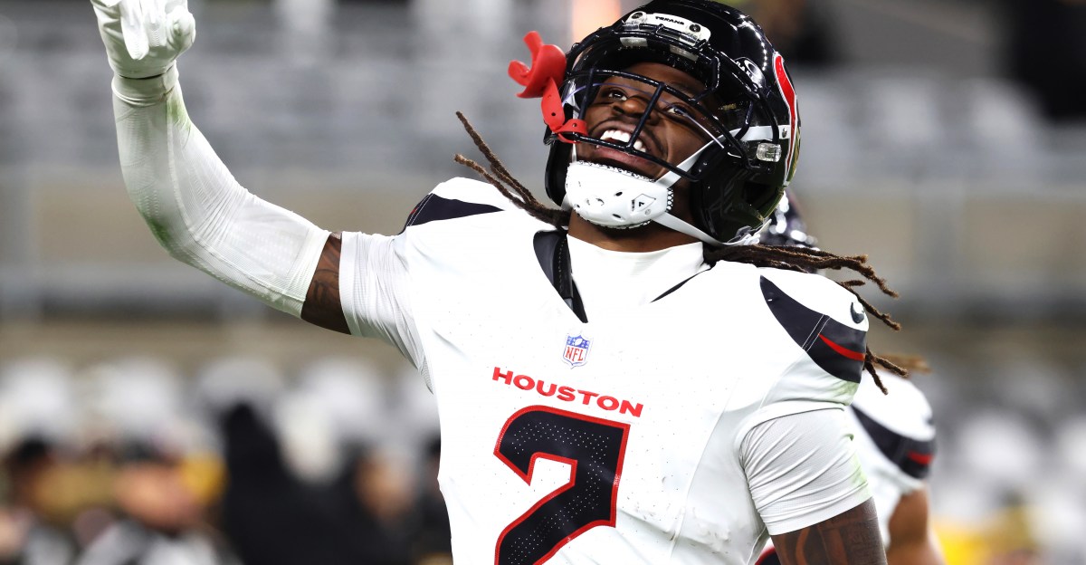 Calen Bullock expands his game just in time for Texans vs. Patriots in Divisional Round