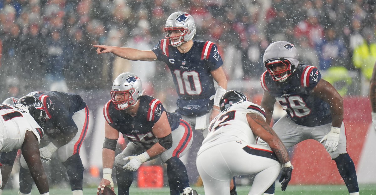 Denver Broncos Scouting the Enemy: New England Patriots