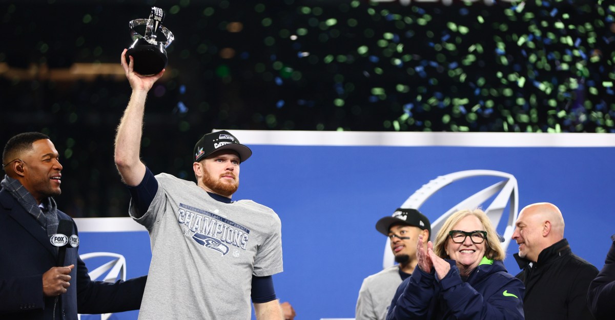 New York Jets News: Aaron Glenn mulling offensive coordinator change