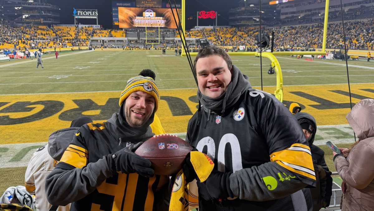 North Allegheny teacher catches historic missed field goal ball at Steelers game