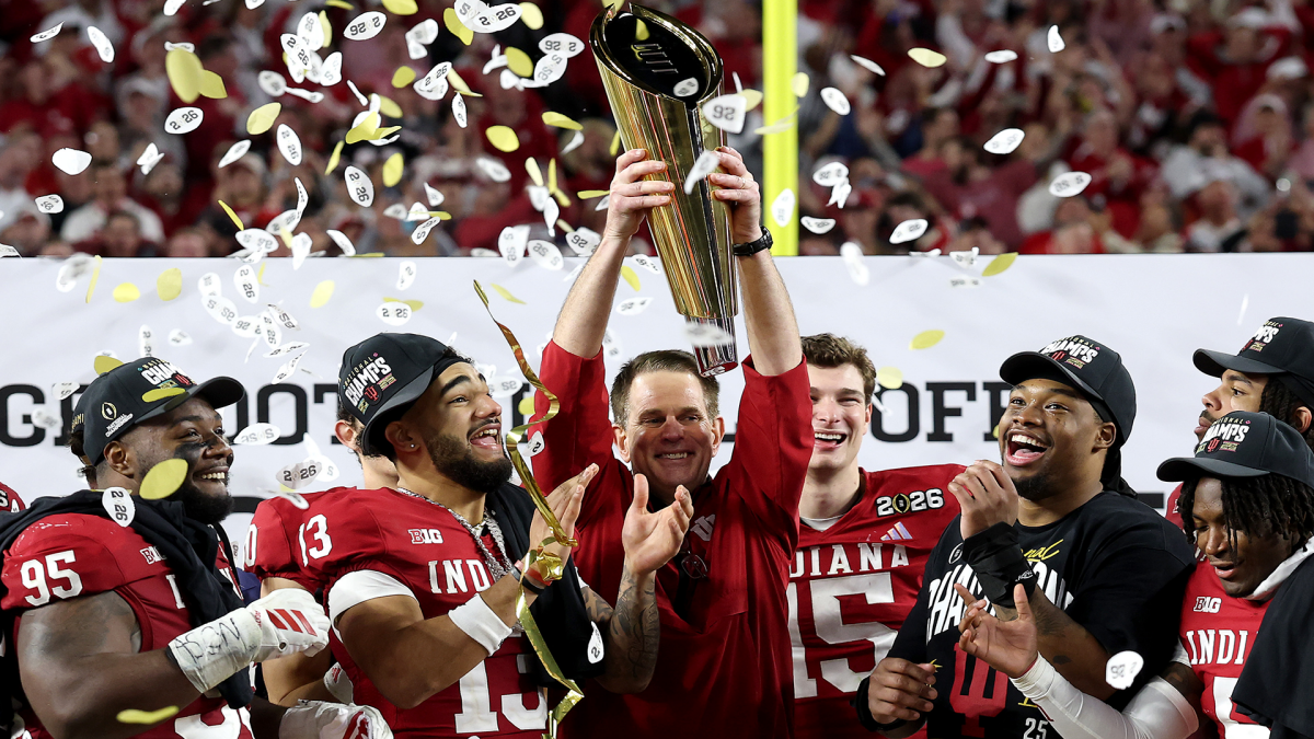 Indiana rules college football as Curt Cignetti, Hoosiers cap improbable CFP title run