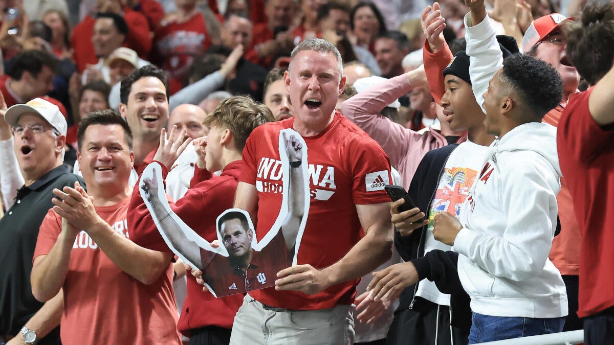Indiana football's massive fanbase fuels run to CFP national championship