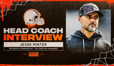 Browns interview Chargers defensive coordinator Jesse Minter for head coach