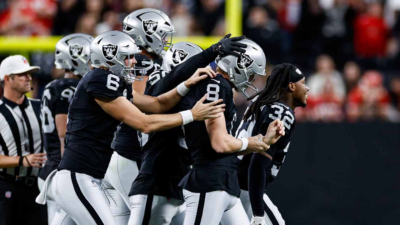 Raiders' season closed out with walkoff 60-yard field goal over Kansas City Chiefs