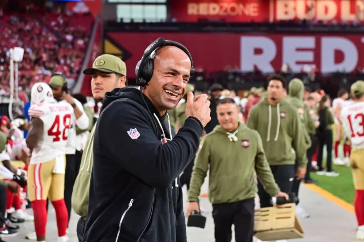 Dolphins make request to interview Robert Saleh in coach search