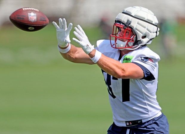 Foxboro, MA - Aug. 11 - Tight end Jack Westover (87) of the New England Patriots makes a catch during practice at Gillette Stadium. (Photo By Matt Stone/Boston Herald)