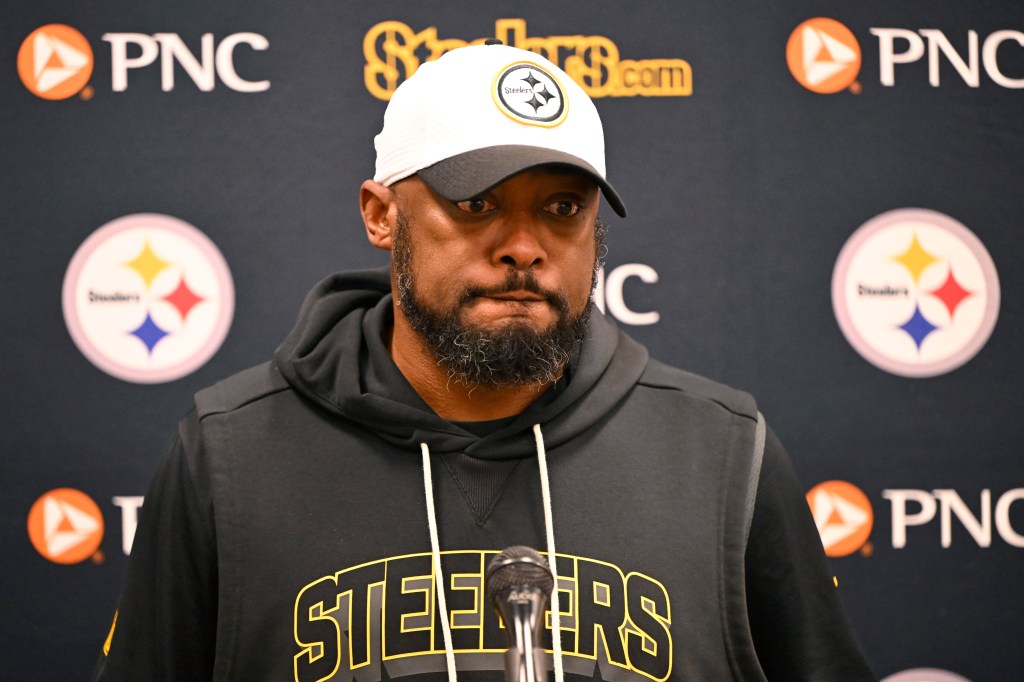Steelers head coach Mike Tomlin speaks during a news conference.