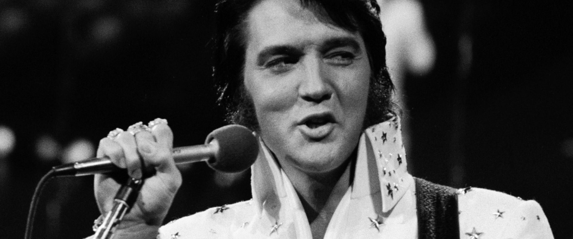 On This Day in 1973, Elvis Presley Made History in Hawaii Hours Before the Miami Dolphins Did the Same in California