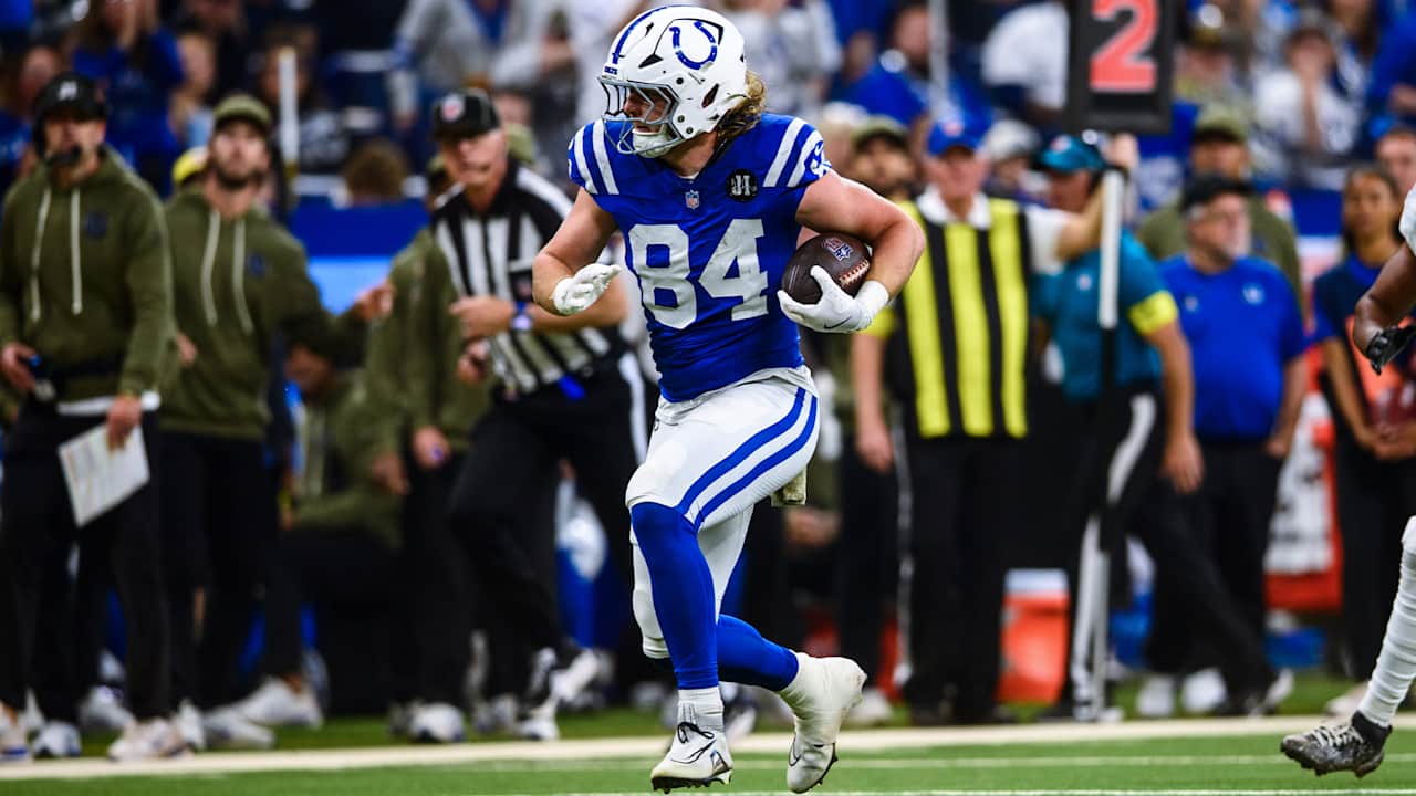 Tyler Warren shows off his versatility and availability