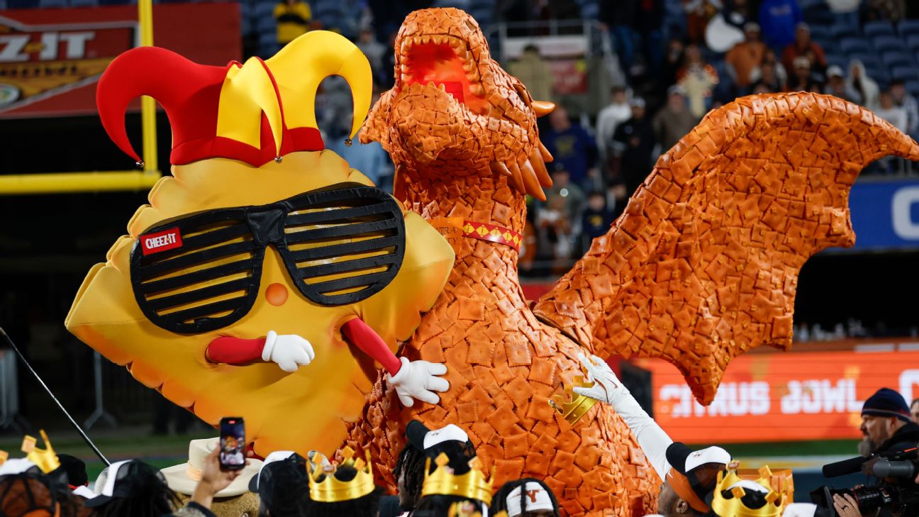 Best of 2025 college football bowl games: Mascots, mayhem, more