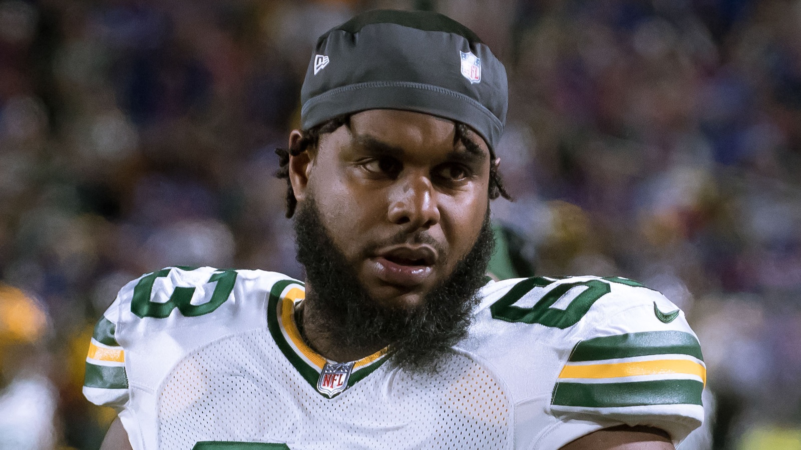 Rasheed Walker warming up for the Packers