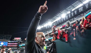 Former star takes shot, old coach shines